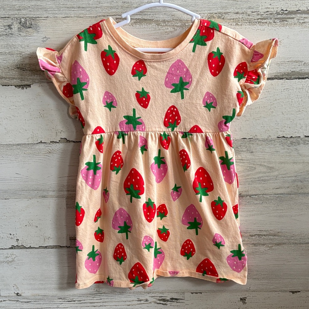 ❤️ PICK 4/$20 Strawberry Print Ruffle Sleeve Dress